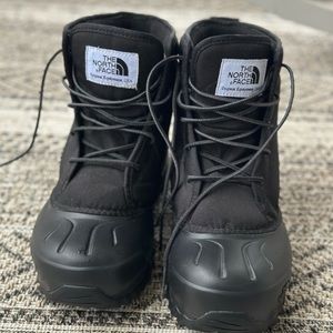 Men’s North Face snow boots. Brand new. SIZE- 7.5